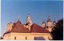 Трапезная палата Троицкого монастыря (Начатая строительством ещё при святителе Феодосии в 1603 году).