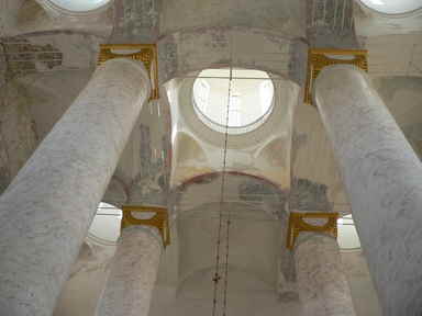 верхний храм Успенского собора (август 2006 г.)